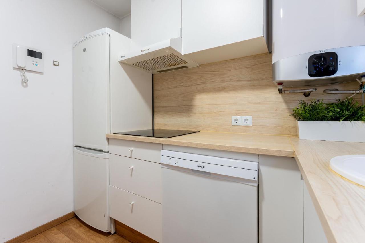 Claveles Apartment By Bossh! Apartments Málaga Exteriör bild